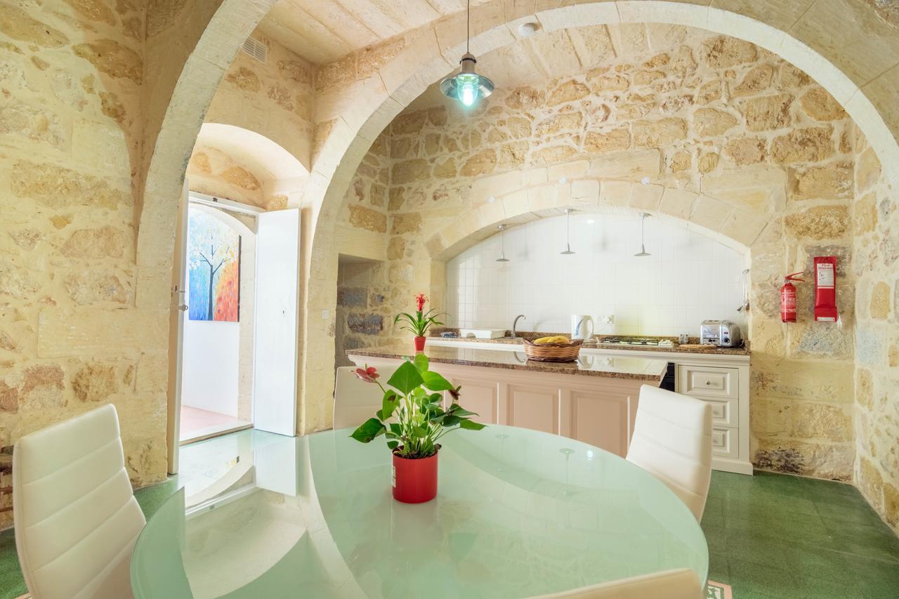 Kikka Holiday Home ซากฮรา ภายนอก รูปภาพ